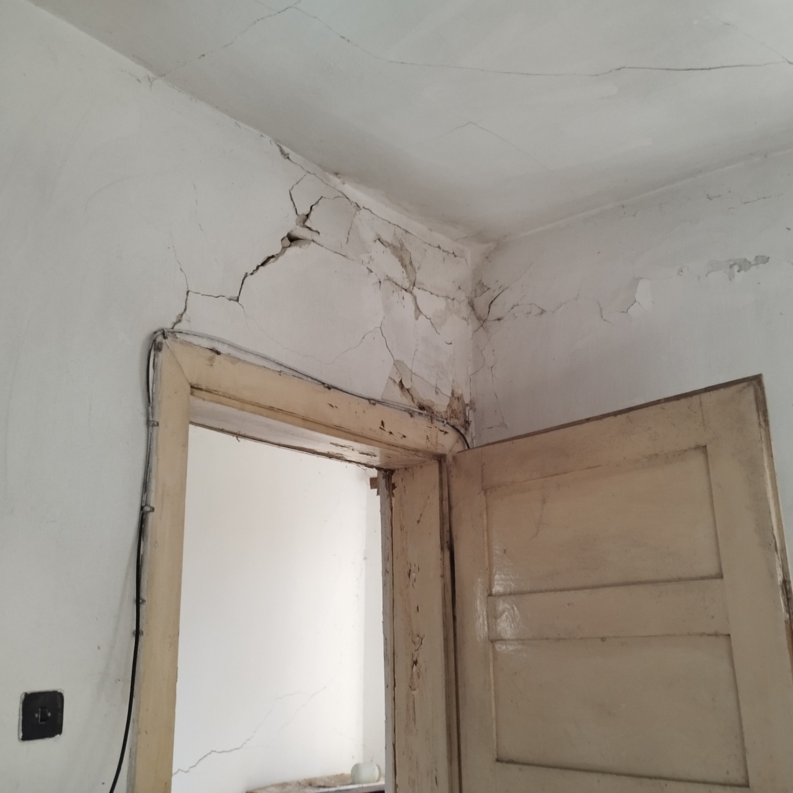 Продава КЪЩА, с. Скалско, област Габрово, снимка 12 - Къщи - 53707128