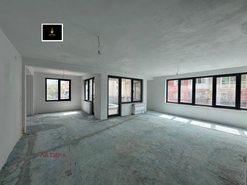 Продава 4-СТАЕН в град София, Манастирски ливади - 168 кв.м / 405 000 € » 792 111.15 лв., ЛАТИРА