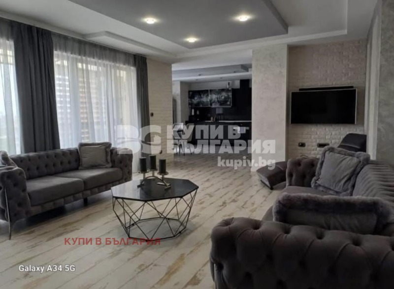 De vânzare  3 dormitoare Varna , m-t Alen mac , 200 mp | 88152501