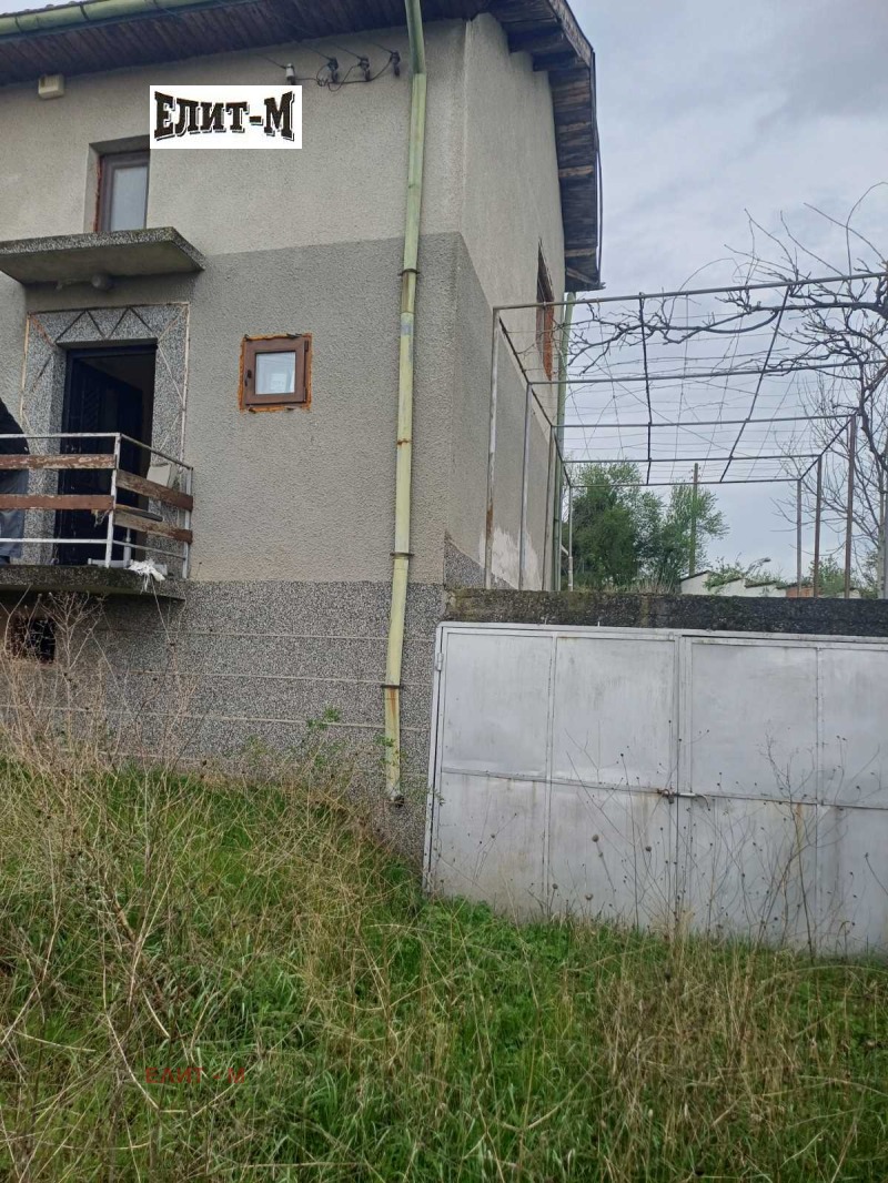 Till salu  Hus region Pleven , Radomirci , 200 kvm | 72009182 - bild [2]