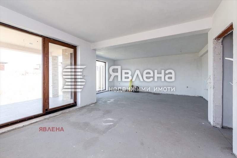 Продава КЪЩА, с. Гурмазово, област София област, снимка 8 - Къщи - 53671608