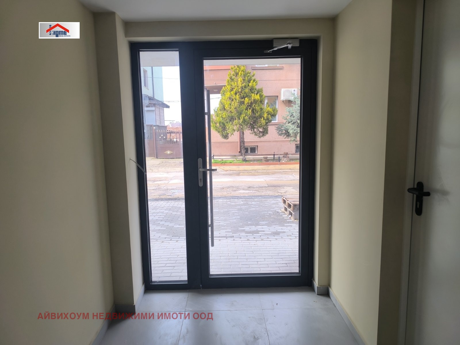 Продава 2-СТАЕН, гр. Плевен, Широк център, снимка 2 - Апартаменти - 54024842