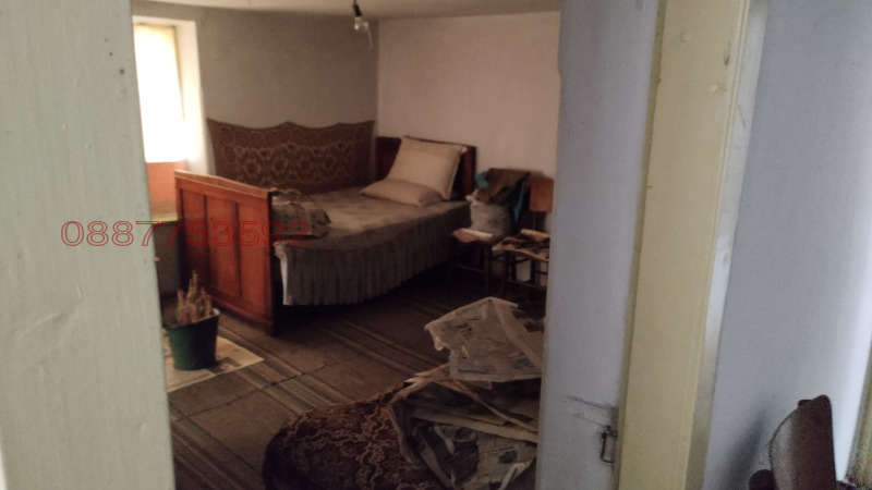 Продава КЪЩА, с. Беглеж, област Плевен, снимка 9 - Къщи - 53130930