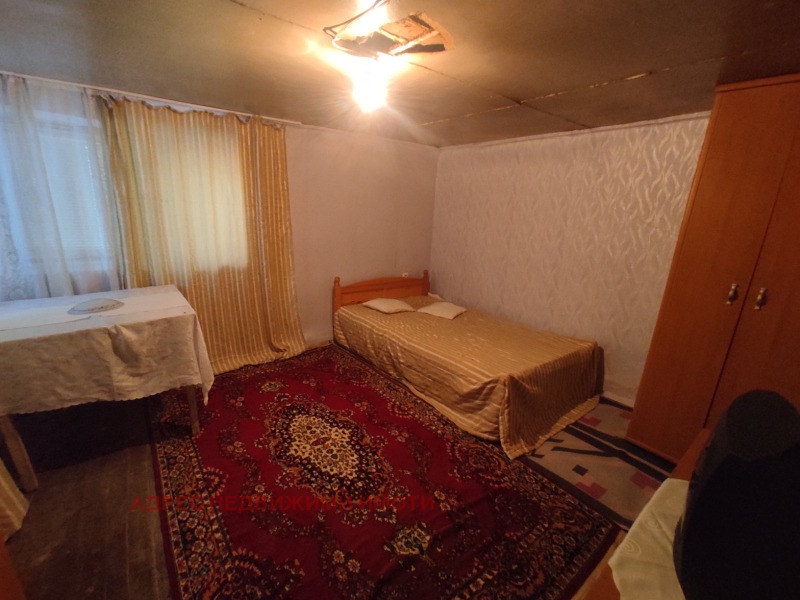 Myytävänä  Talo Stara Zagoran alue , Kovatševo , 150 neliömetriä | 81574660 - kuva [4]