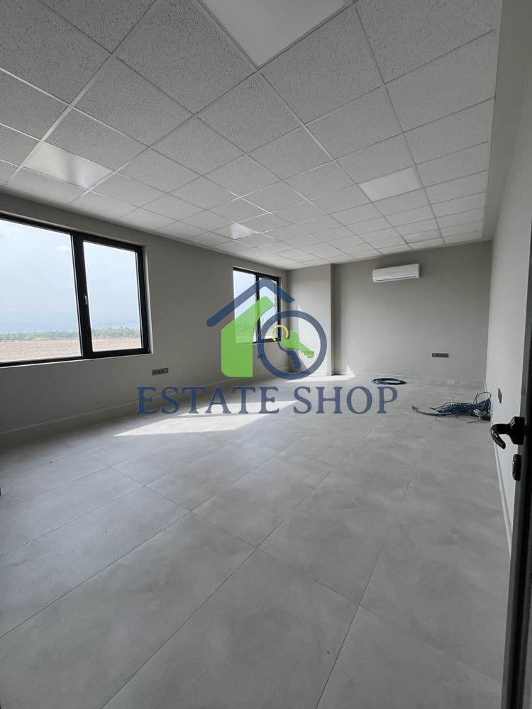 Продава  Магазин град Пловдив , Пазарджишко шосе , 1120 кв.м | 73263911 - изображение [7]
