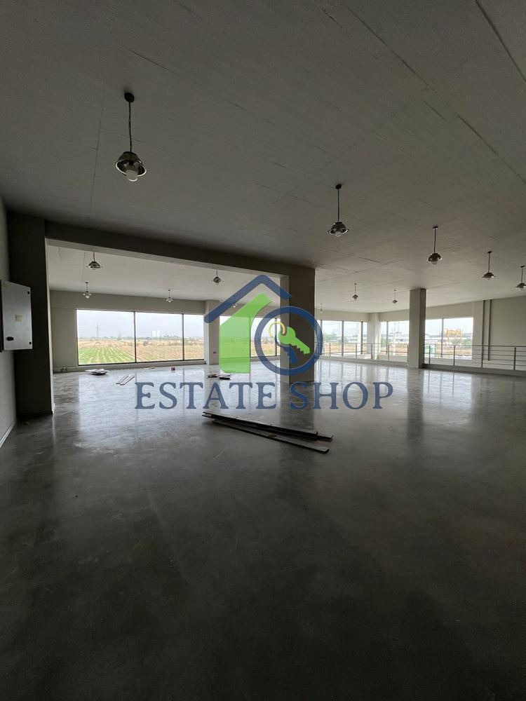 Продава  Магазин град Пловдив , Пазарджишко шосе , 1120 кв.м | 73263911 - изображение [3]