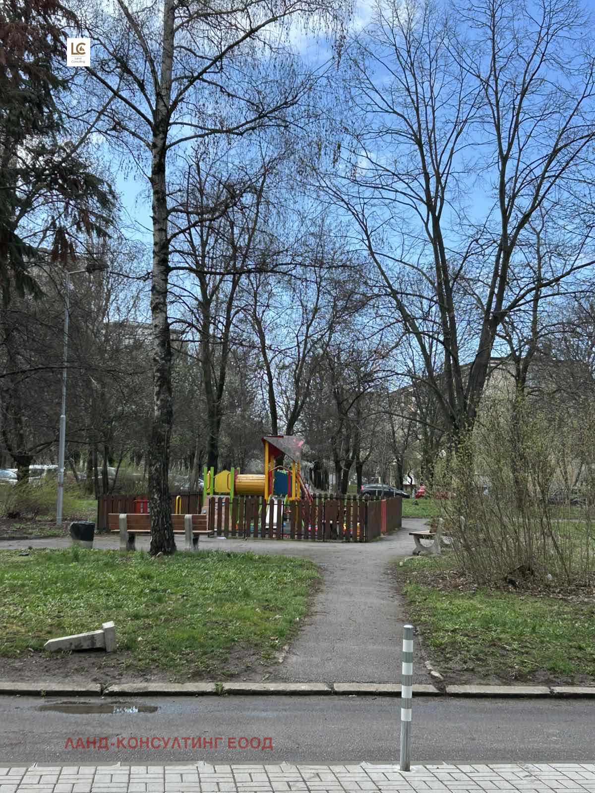 Продава 3-СТАЕН, гр. София, Хиподрума