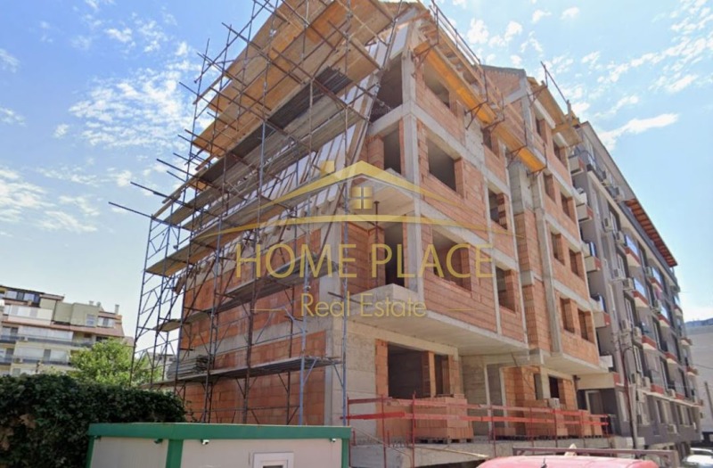 Продава АТЕЛИЕ, ТАВАН в град Варна, Гранд Мол - 51 кв.м / 107 400 € » 210 056.14 лв., ХОУМ ПЛЕЙС