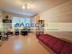 2 bedroom Zona B-5, Sofia 13