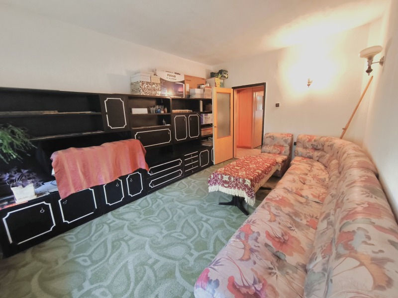 Продава  2-стаен град Плевен , Сторгозия , 60 кв.м | 28739489 - изображение [2]