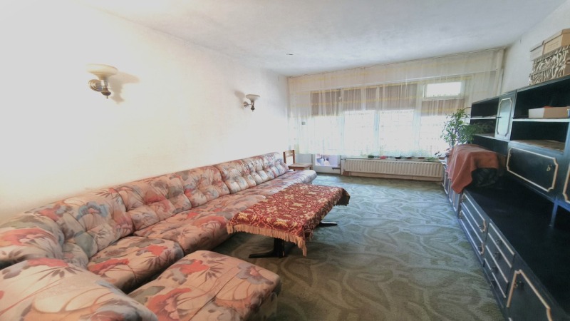 Продава 2-СТАЕН, град Плевен, Сторгозия • 67000 € / 131040.61 лв. • 21995575 1