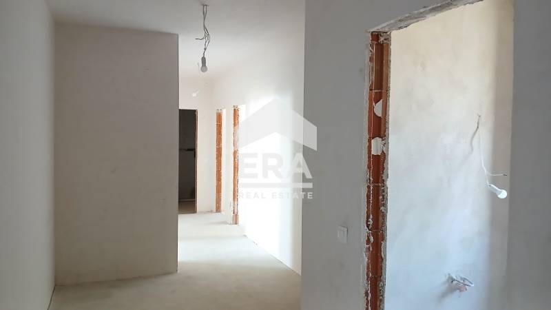 Продава  3-стаен град Варна , к.к. Св.Св. Константин и Елена , 148 кв.м | 91575959 - изображение [7]