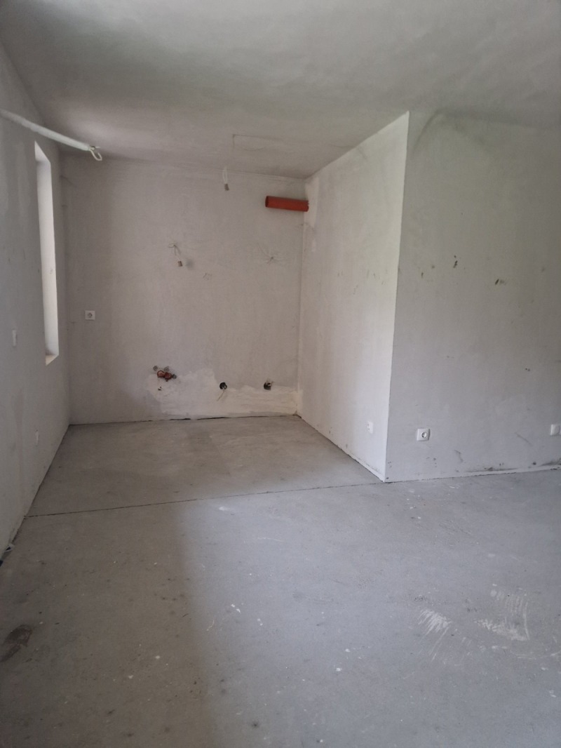 Продава 3-СТАЕН, гр. София, Триъгълника, снимка 2 - Апартаменти - 52374488