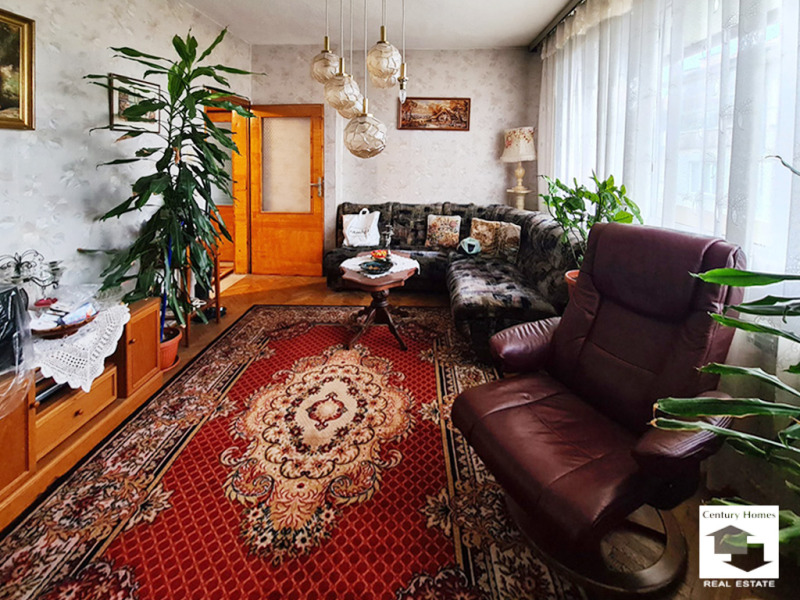 Продава 4-СТАЕН, гр. Велико Търново, Акация, снимка 6 - Апартаменти - 52532135