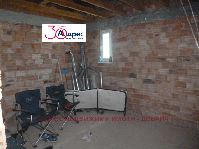 Продава КЪЩА, с. Ломница, област Добрич, снимка 7 - Къщи - 54773010