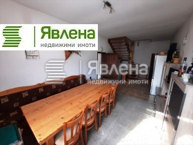 КЪЩА, 180 m2