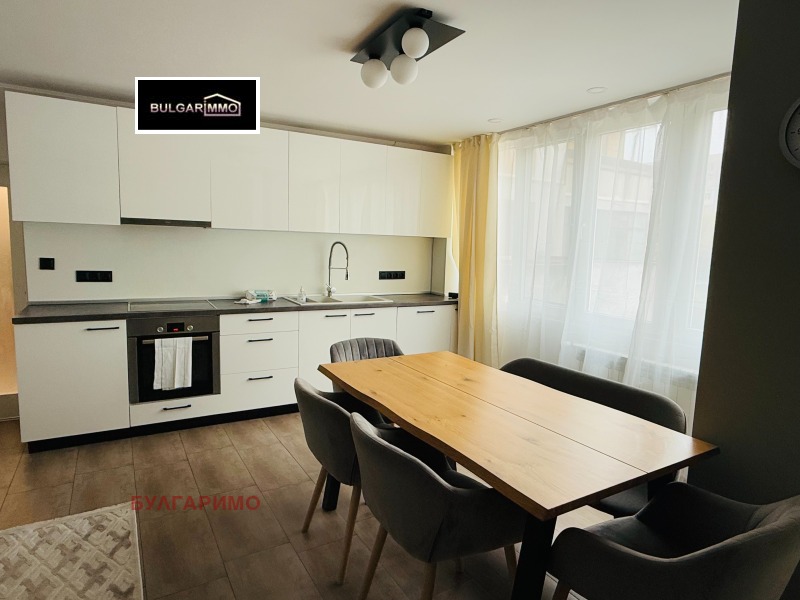 Eladó  3 hálószobás Sofia , Slatina , 107 négyzetméter | 45205111 - kép [8]