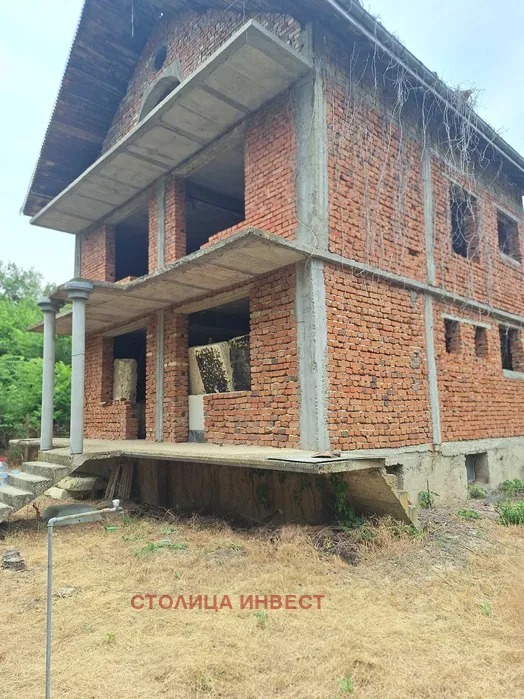 Продава КЪЩА, с. Червена вода, област Русе, снимка 2 - Къщи - 56681064