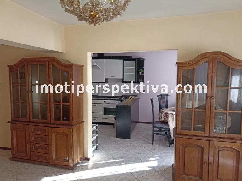 Продава 3-СТАЕН, гр. Пловдив, Кършияка, снимка 2 - Aпартаменти - 48365828