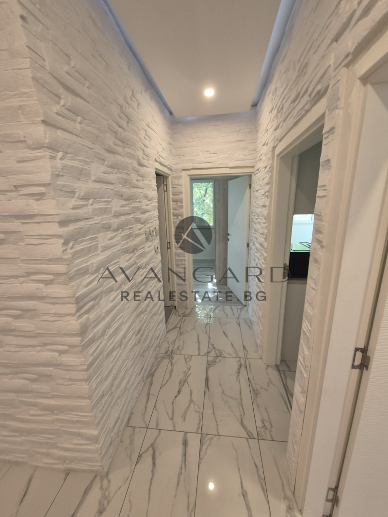 Продава  3-стаен град Пловдив , Тракия , 80 кв.м | 13845253 - изображение [9]