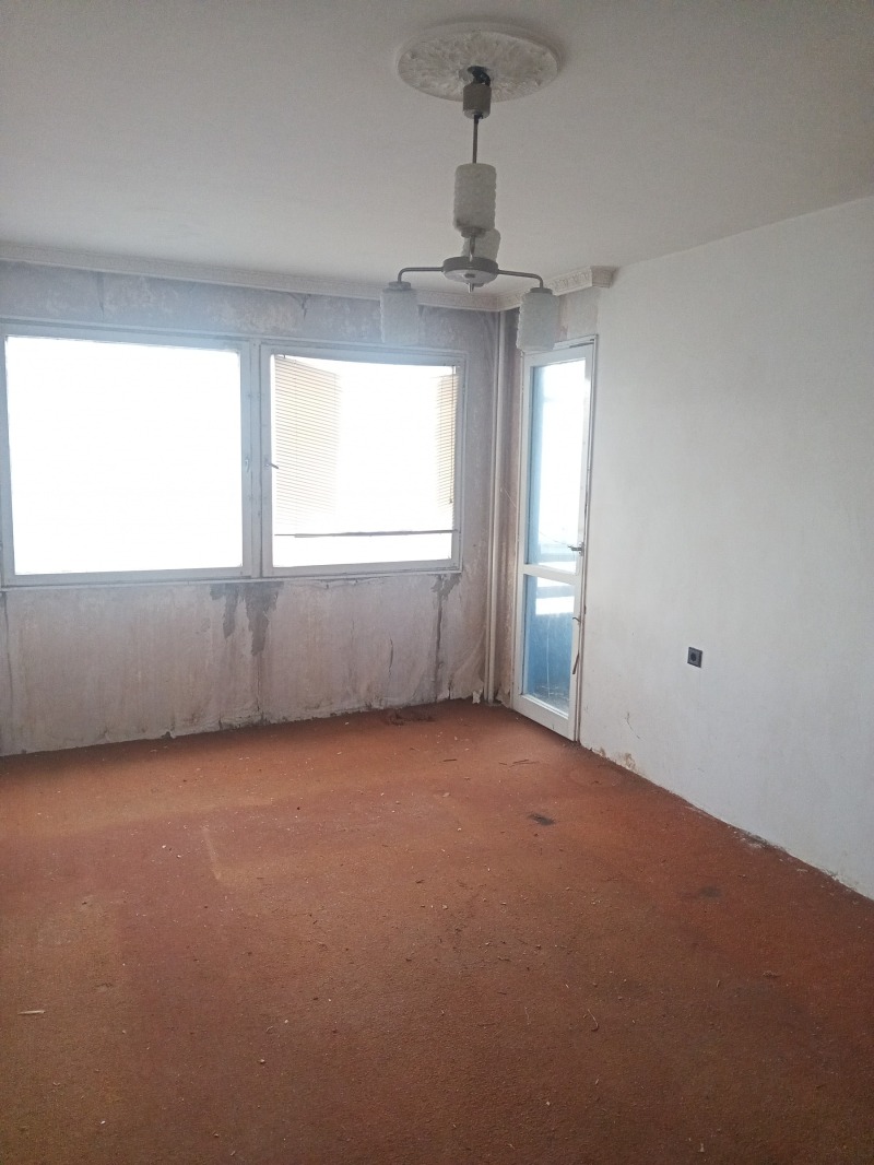 Продава 3-СТАЕН, гр. Пазарджик, Център