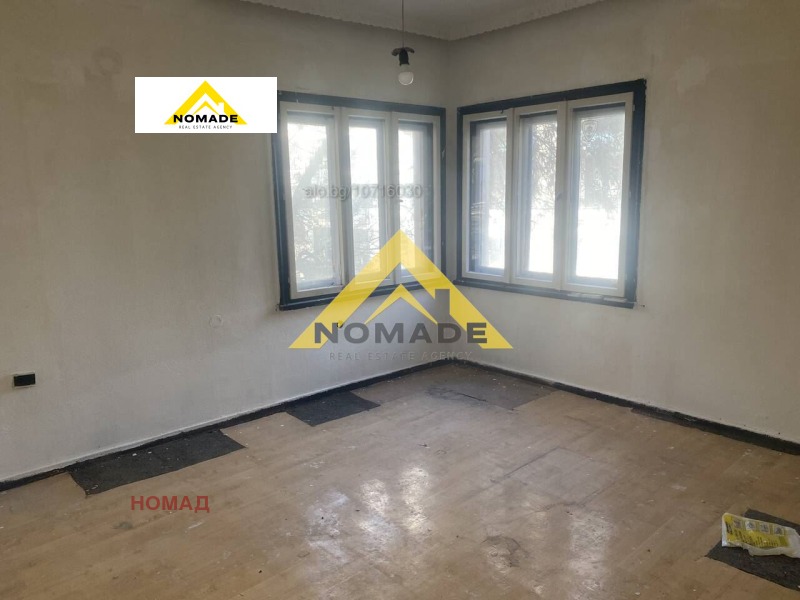 Продава МНОГОСТАЕН, гр. Пловдив, Каменица 1