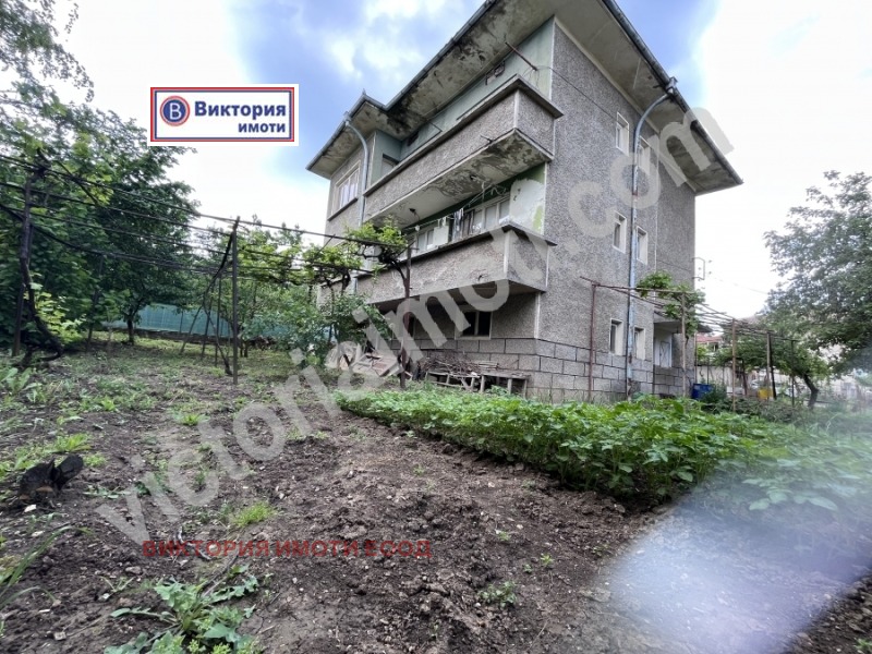 Продава  Къща, област Велико Търново, гр. Лясковец •  158 500 EUR • ID 33015495 — holmes.bg - [1] 