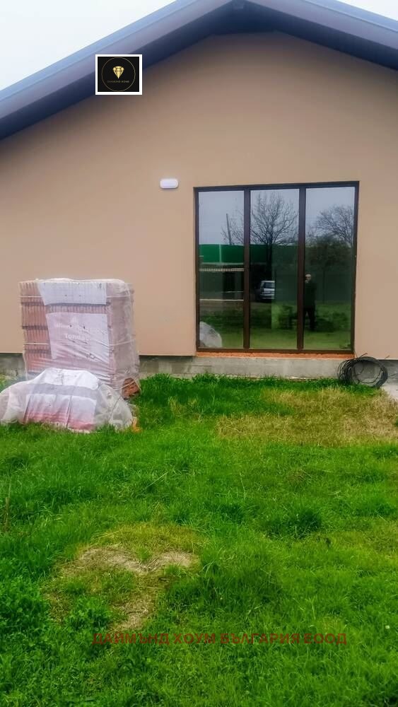 Продава КЪЩА, с. Скутаре, област Пловдив, снимка 3 - Къщи - 52550248