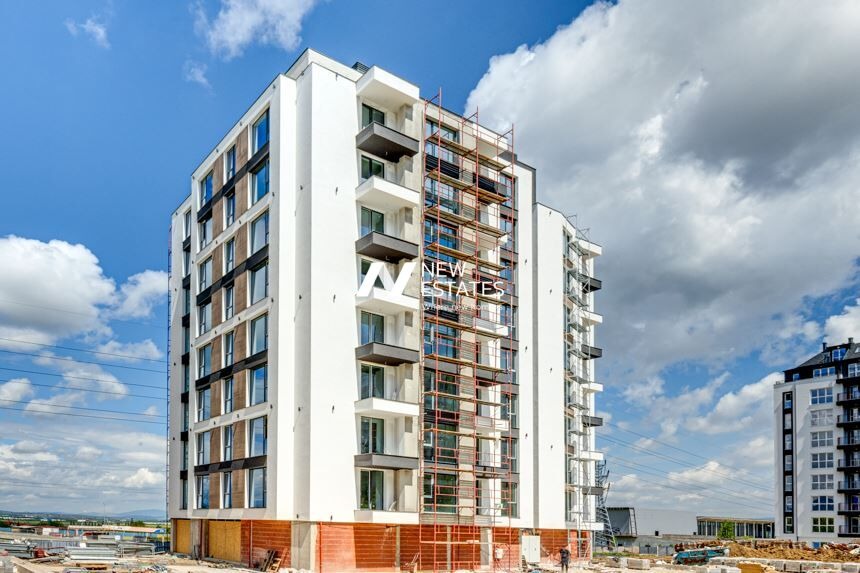 Продава 2-СТАЕН, гр. София, Люлин 5, снимка 15 - Апартаменти - 55380118