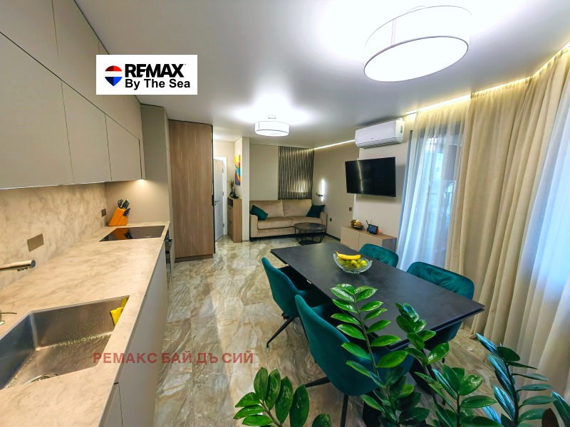 Продава 2-СТАЕН в град Варна, Бриз - 56 кв.м / 260 000 € » 508 515.80 лв., РЕМАКС БАЙ ДЪ СИЙ