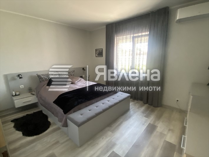 Продава КЪЩА, с. Правище, област Пловдив, снимка 2 - Къщи - 53013544