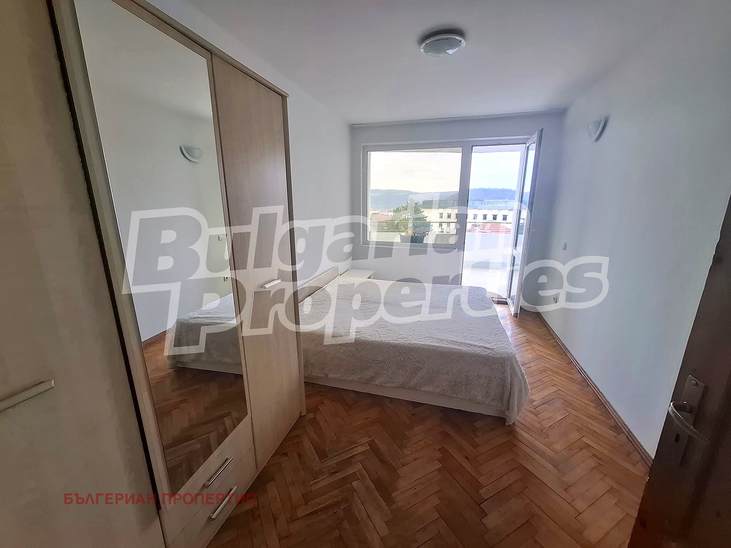 Продава 2-СТАЕН, гр. Велико Търново, Център, снимка 9 - Апартаменти - 54118194