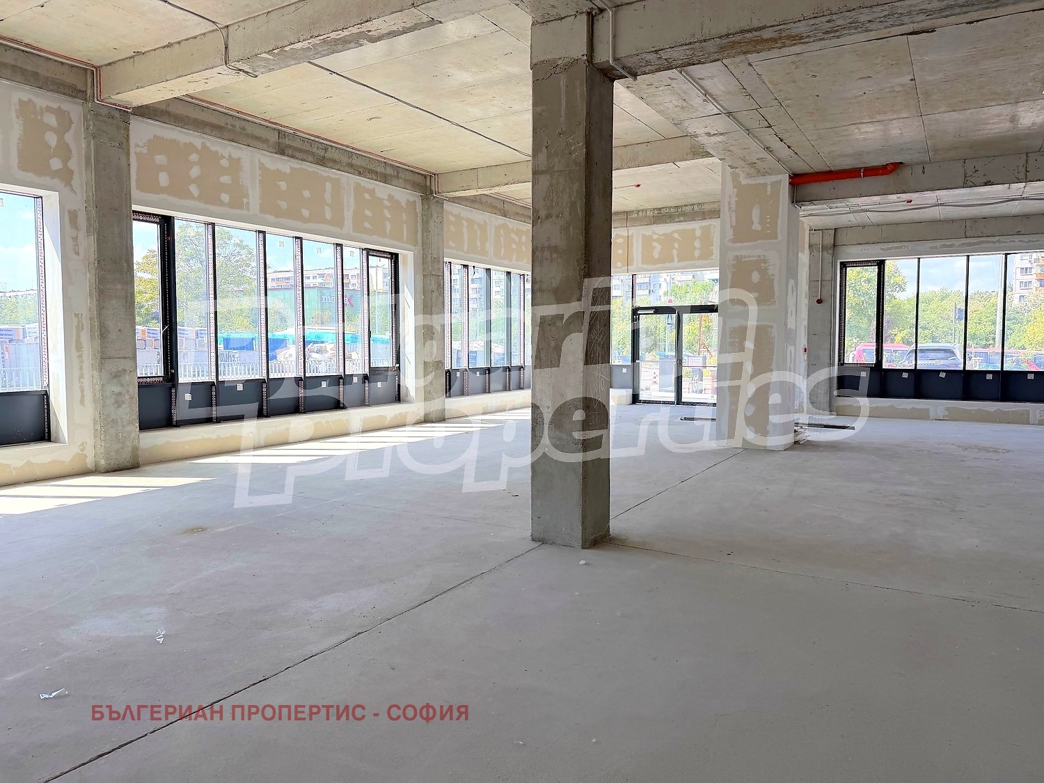 Продава МАГАЗИН, гр. София, Банишора, снимка 17 - Магазини - 56721079