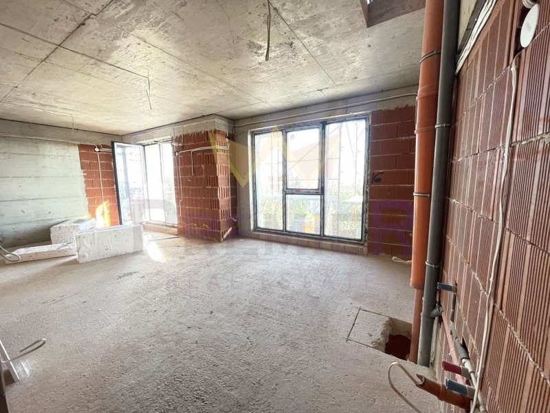 Продава 3-СТАЕН в град Варна, Изгрев - 125 кв.м / 178 063 € » 348 260.96 лв., ИМОТИ ПРЕМИЕР