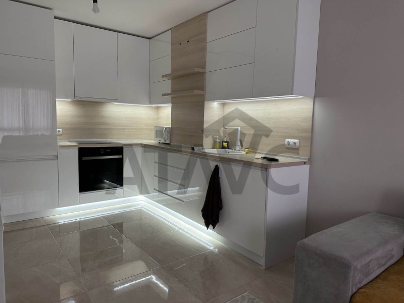 Продава 2-СТАЕН, гр. Пловдив, Кючук Париж, снимка 3 - Апартаменти - 53258088