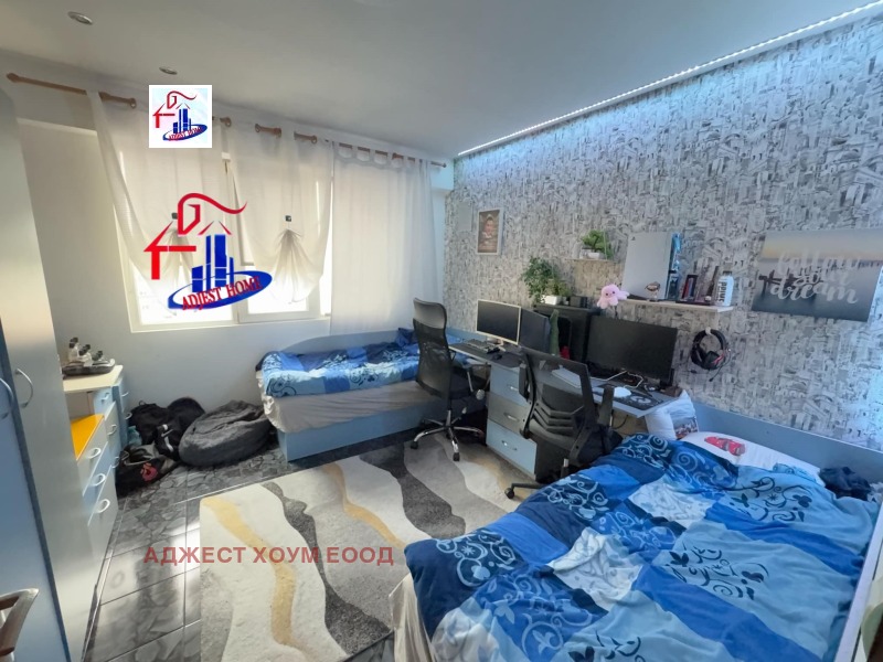 Продава  3-стаен град Шумен , 5-ти полк , 80 кв.м | 61365592 - изображение [5]