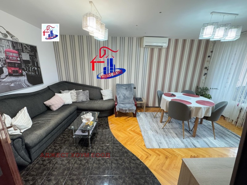 Продава  3-стаен град Шумен , 5-ти полк , 80 кв.м | 61365592