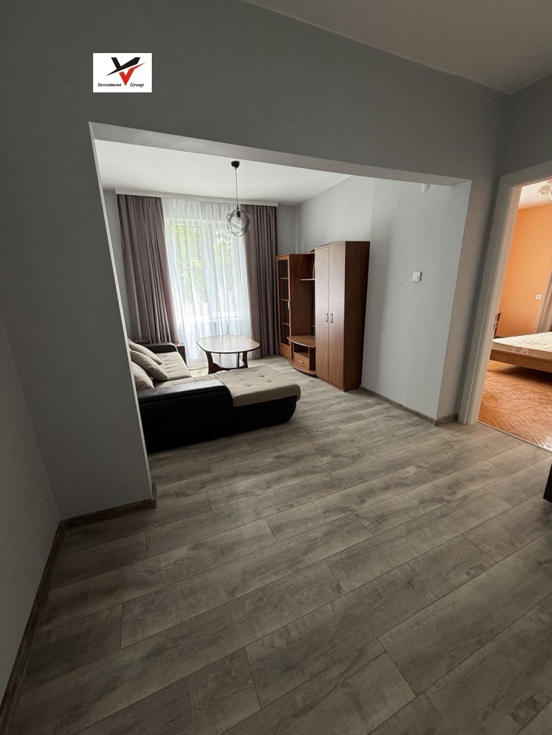 Продава 3-СТАЕН, гр. Перник, Център, снимка 2 - Апартаменти - 52777923