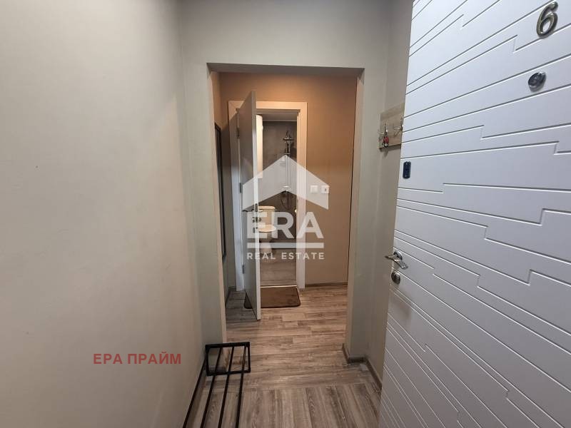 Продава МНОГОСТАЕН, гр. Варна, Център, снимка 11 - Апартаменти - 54708842