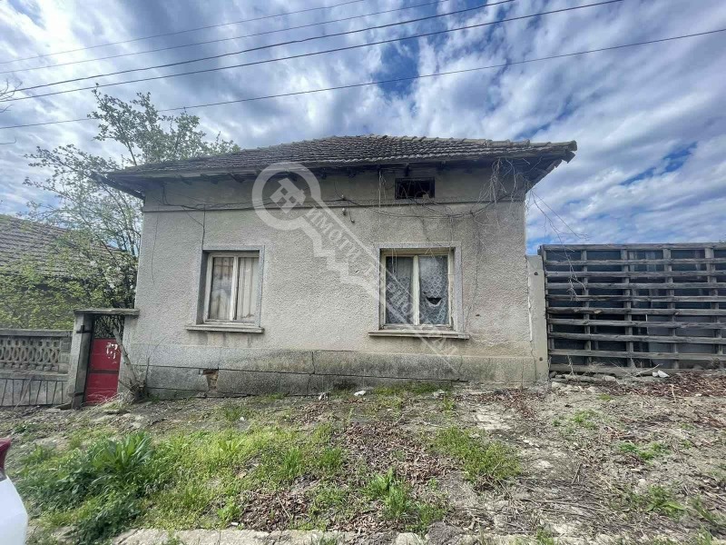 Продава КЪЩА, с. Караисен, област Велико Търново, снимка 1 - Къщи - 48194835