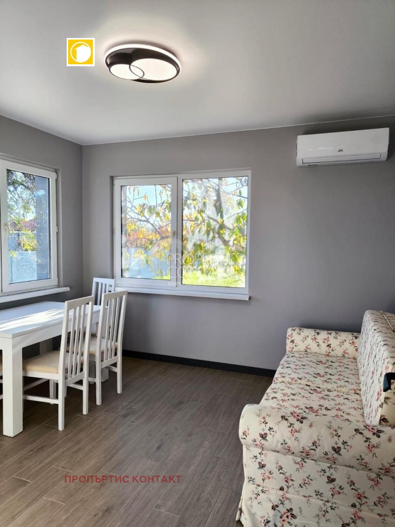 Продава КЪЩА, с. Гюльовца, област Бургас, снимка 3 - Къщи - 52588727