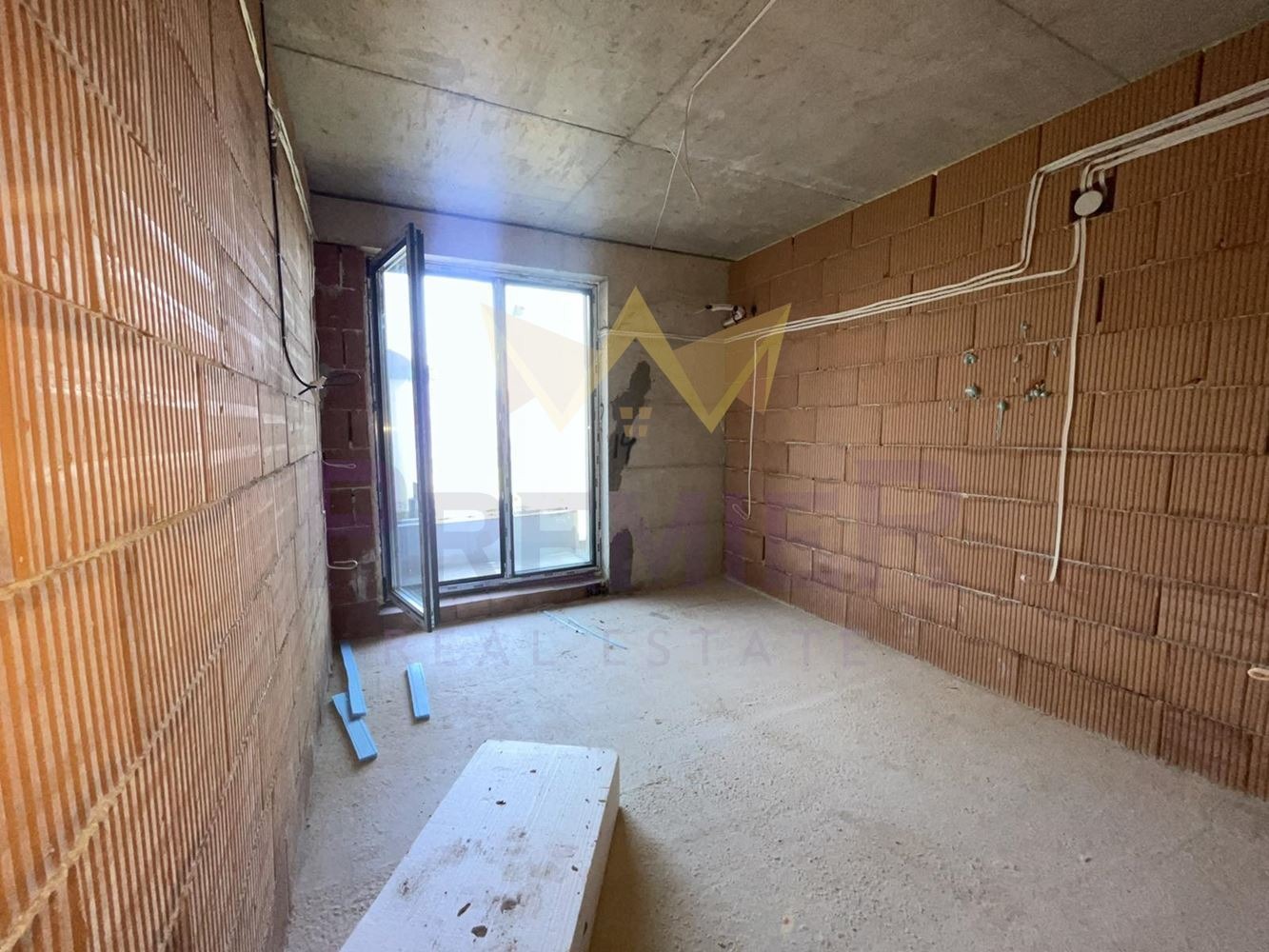 Продава 3-СТАЕН, гр. Варна, Изгрев, снимка 5 - Апартаменти - 54203340