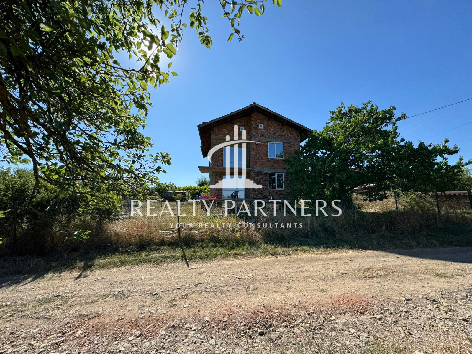Продава КЪЩА, с. Кошарево, област Перник, снимка 2 - Къщи - 55942172