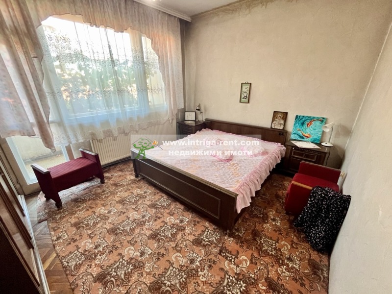 Продава МНОГОСТАЕН в град Хасково, Воеводски - 124 кв.м / 112 484.21 € » 220 000 лв., ИНТРИГА ООД