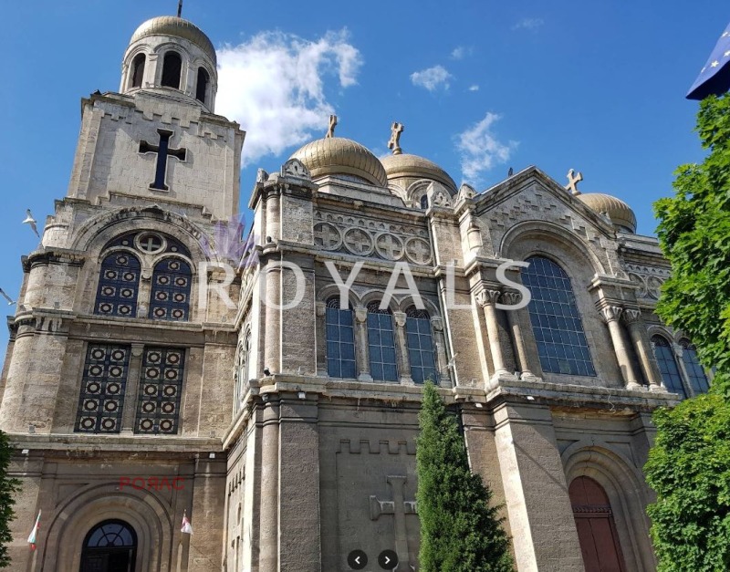 Продава ОФИС в град Варна, Център - 242 кв.м / 465 200 € » 909 852.12 лв., РОЯЛС