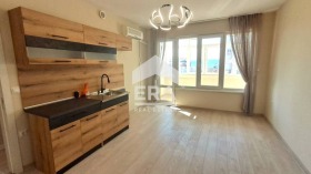 1 dormitorio Grand Mol, Varna 2