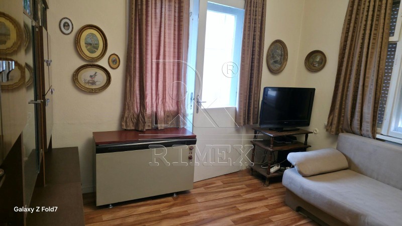 Til salgs  1 soverom Plovdiv , Kamenitsa 1 , 72 kvm | 87914219 - bilde [2]