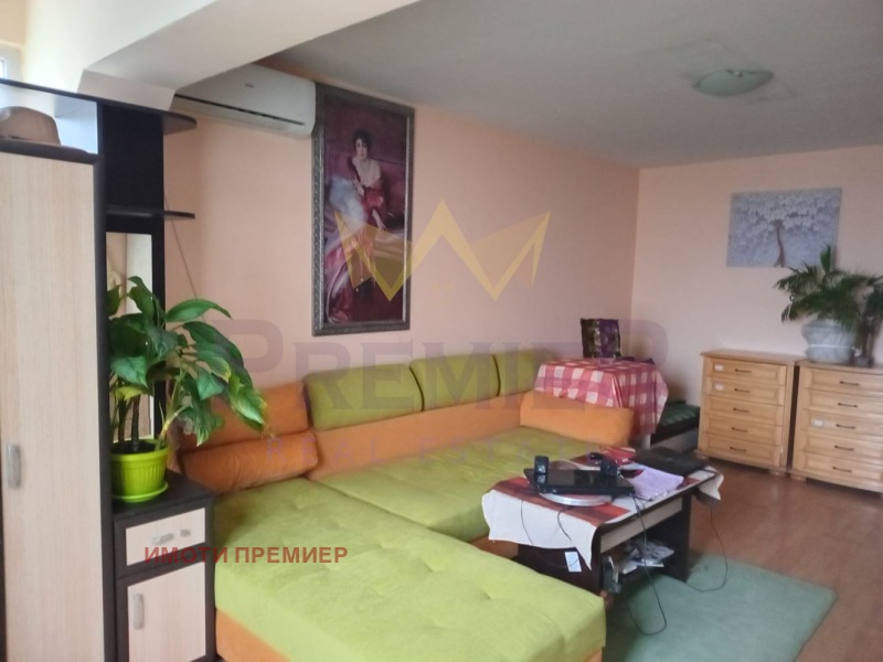 Zu verkaufen  3 Schlafzimmer Warna , Pogrebi , 90 qm | 20311249 - Bild [2]