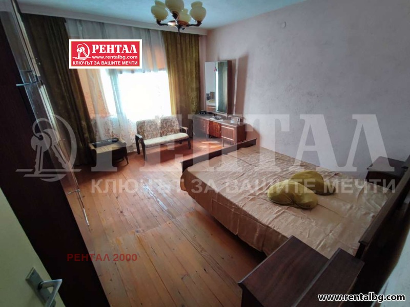 Продава КЪЩА, с. Песнопой, област Пловдив, снимка 7 - Къщи - 48114034