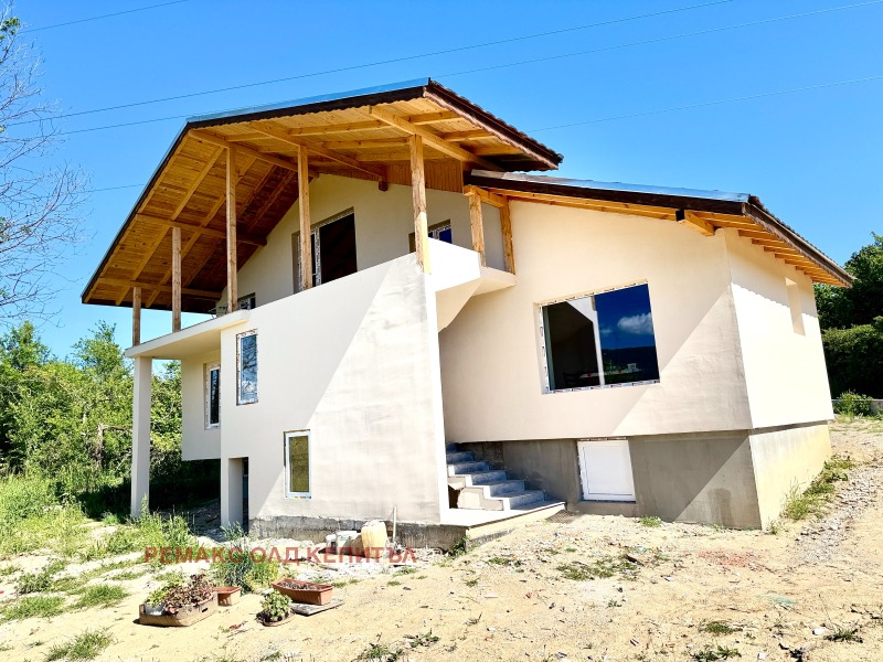 Til salg  Hus region Gabrovo , Kravenik , 120 kvm | 71778571 - billede [2]